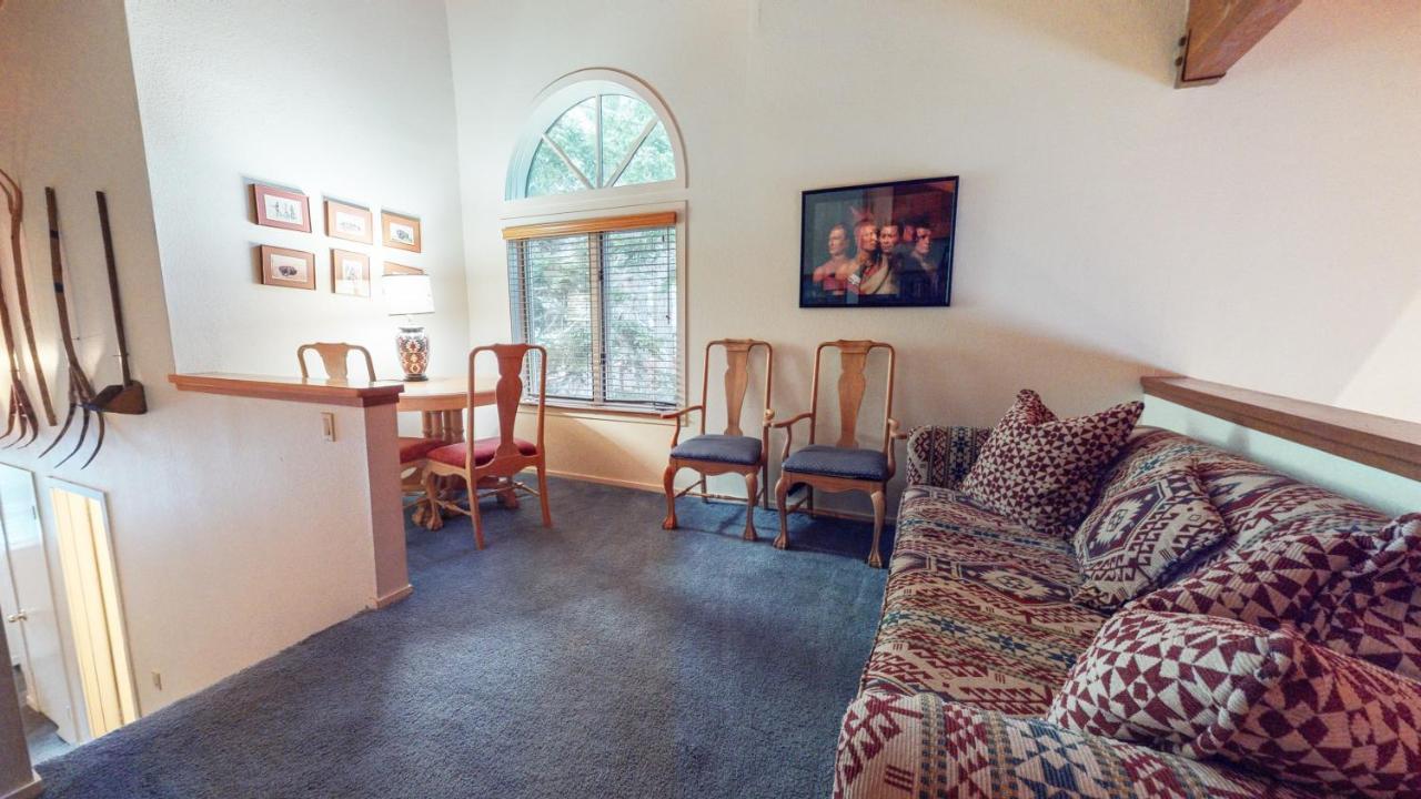 Apartamento Bridges Townhome #09